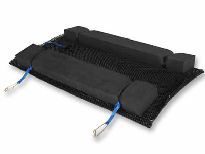 A black oyster mesh bag with two black square foam floats on its top and tied two blue sharp clips in both foam floats.